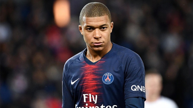 Ảnh bài viết Mbappe vừa đăng status, CĐV Liverpool đã "bay vào ném đá"