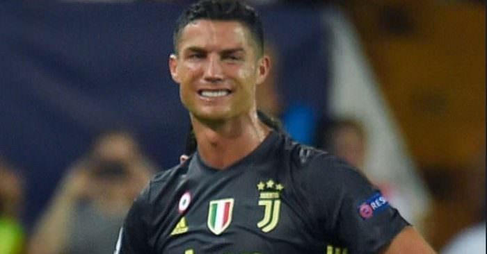 Chị gái Ronaldo tiếp tục phẫn nộ thay em trai