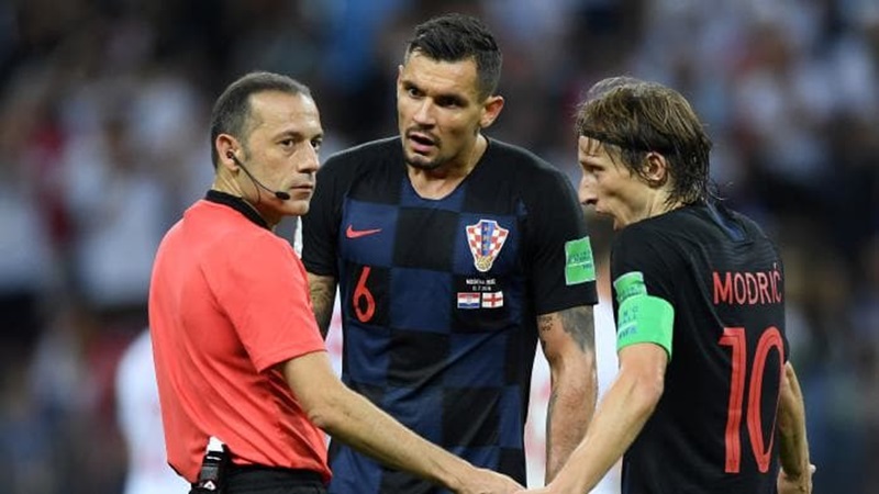 SỐC: Modric và Lovren có thể ngồi tù 5 năm vì lý do sau đây