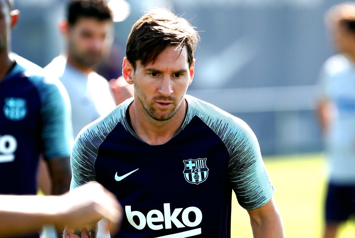 Ảnh bài viết Lionel Messi "cưa sừng làm nghé"