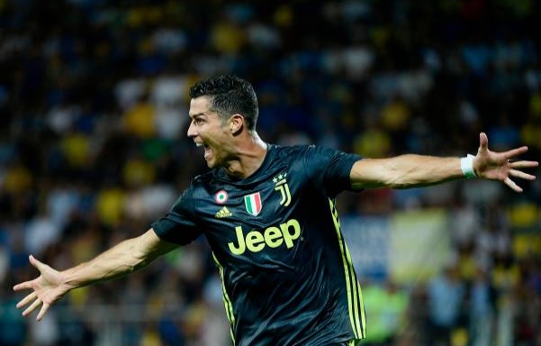 Cứu tinh Ronaldo vụt sáng, Juventus nhọc nhằn vượt ải Matusa