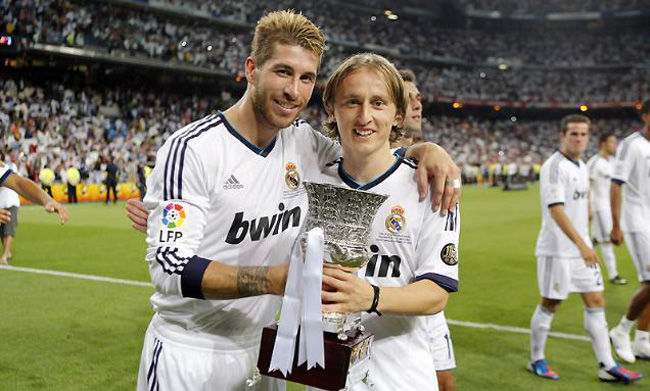 'Trao luôn Bóng Vàng cho Modric đi, đợi gì nữa?'