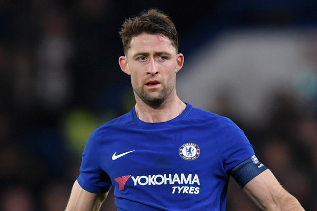 Giroud năn nỉ Cahill đừng rời Chelsea