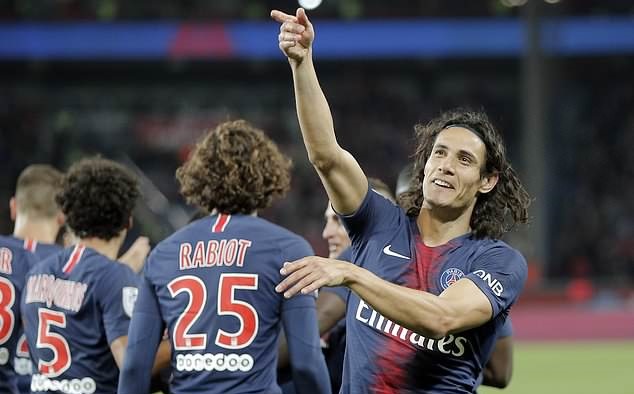 Song sát tỏa sáng, PSG ngược dòng mãn nhãn