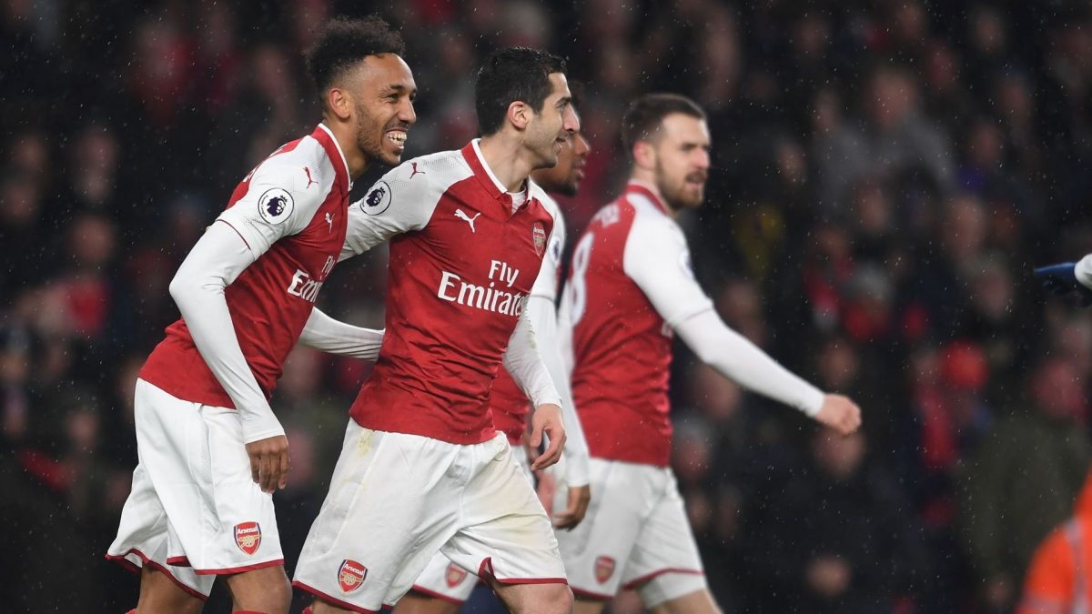 Sao Arsenal đề nghị Emery không điền tên mình vào danh sách thi đấu