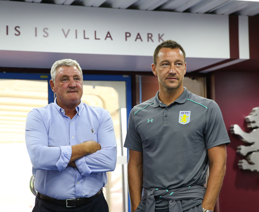 Ảnh bài viết Steve Bruce bị Aston Villa sa thải, John Terry khả năng lên thay