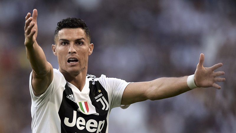 Ảnh bài viết Bênh vực Ronaldo, Juventus nhận 'trái đắng'