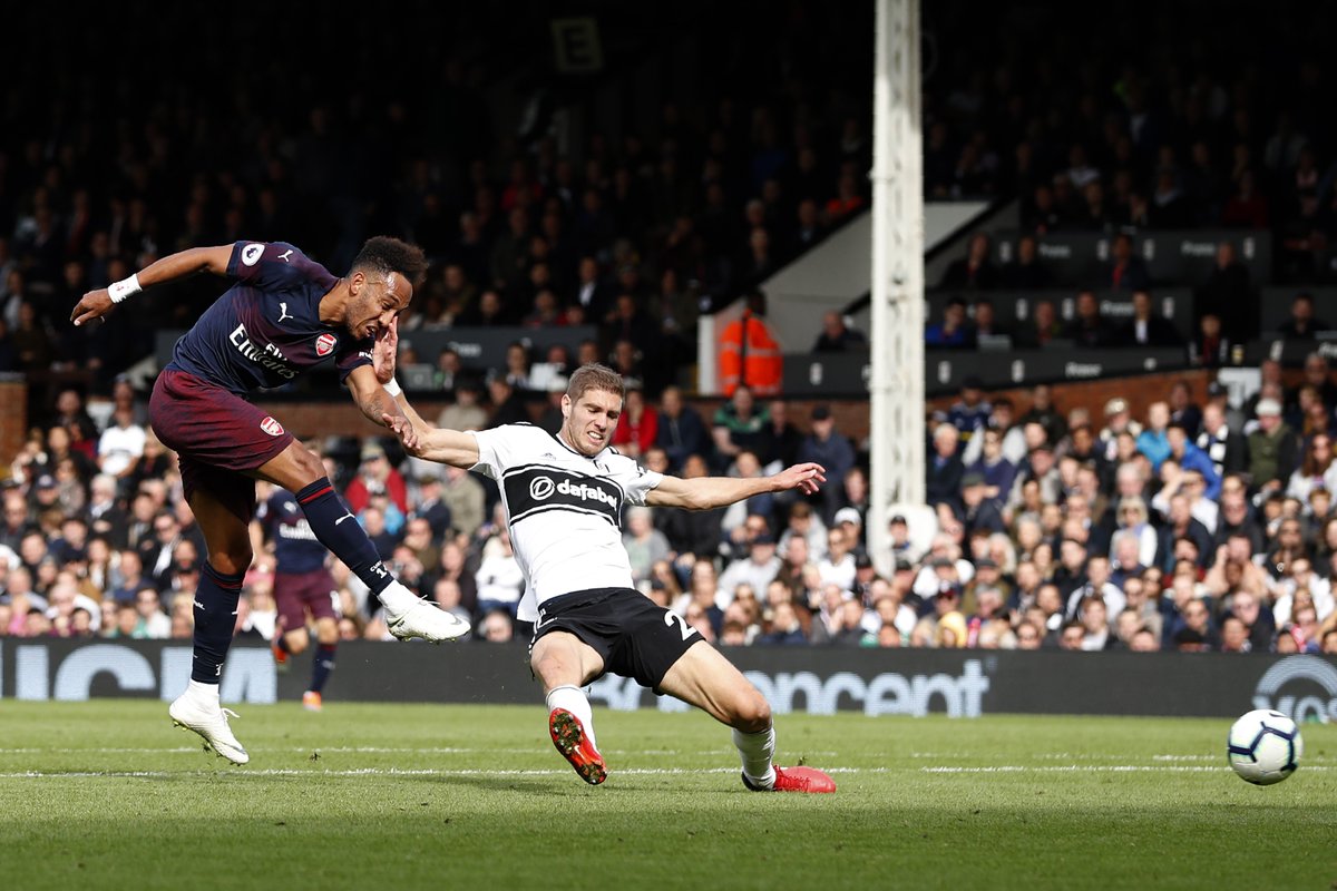 Không được đá chính, 2 sao của Arsenal hợp tác lập kỷ lục tại NHA