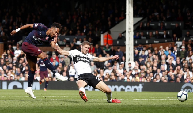 'Pháo hai nòng' và những thống kê kinh ngạc sau trận Fulham 1-5 Arsenal