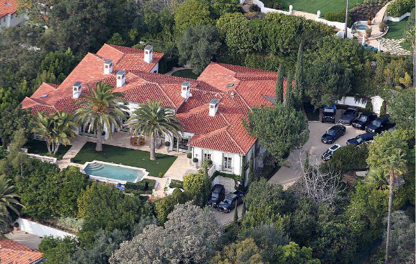 Ảnh bài viết Chiêm ngưỡng biệt thự hơn 700 tỷ đang rao bán của Beckham