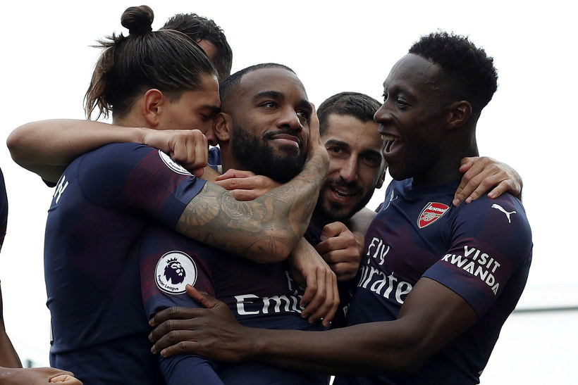 Deschamps nói gì khi thẳng tay loại người hùng Arsenal khỏi tuyển Pháp?