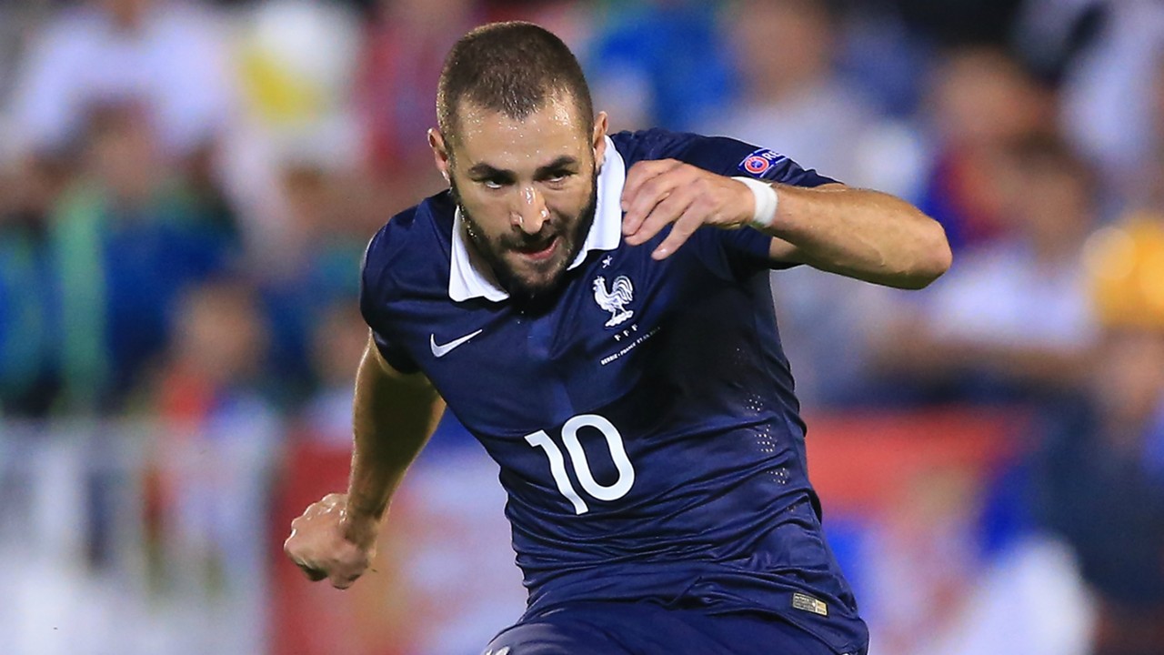 Ảnh bài viết Benzema lên tiếng cầu cứu, xin truyền thông buông tha