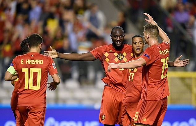 Ban bật như Tiqui-Taka, tuyển Bỉ đánh bại Thụy Sỹ nhờ cú đúp của Lukaku
