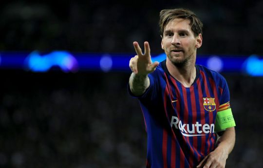 Tiết lộ: Man City nhờ Guardiola, tăng lương gấp 3, Messi vẫn lắc đầu