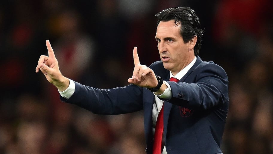 Đây, điều Emery làm được còn Wenger thì không 