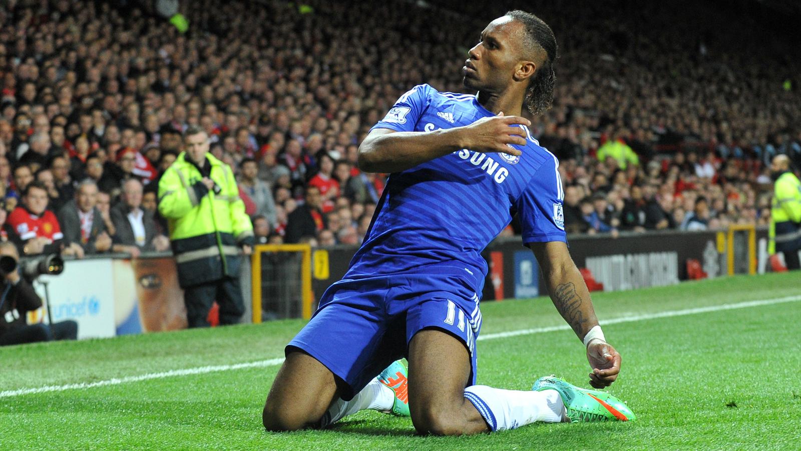 Đây, điều Drogba vừa làm khiến Morata và Giroud phải hổ thẹn