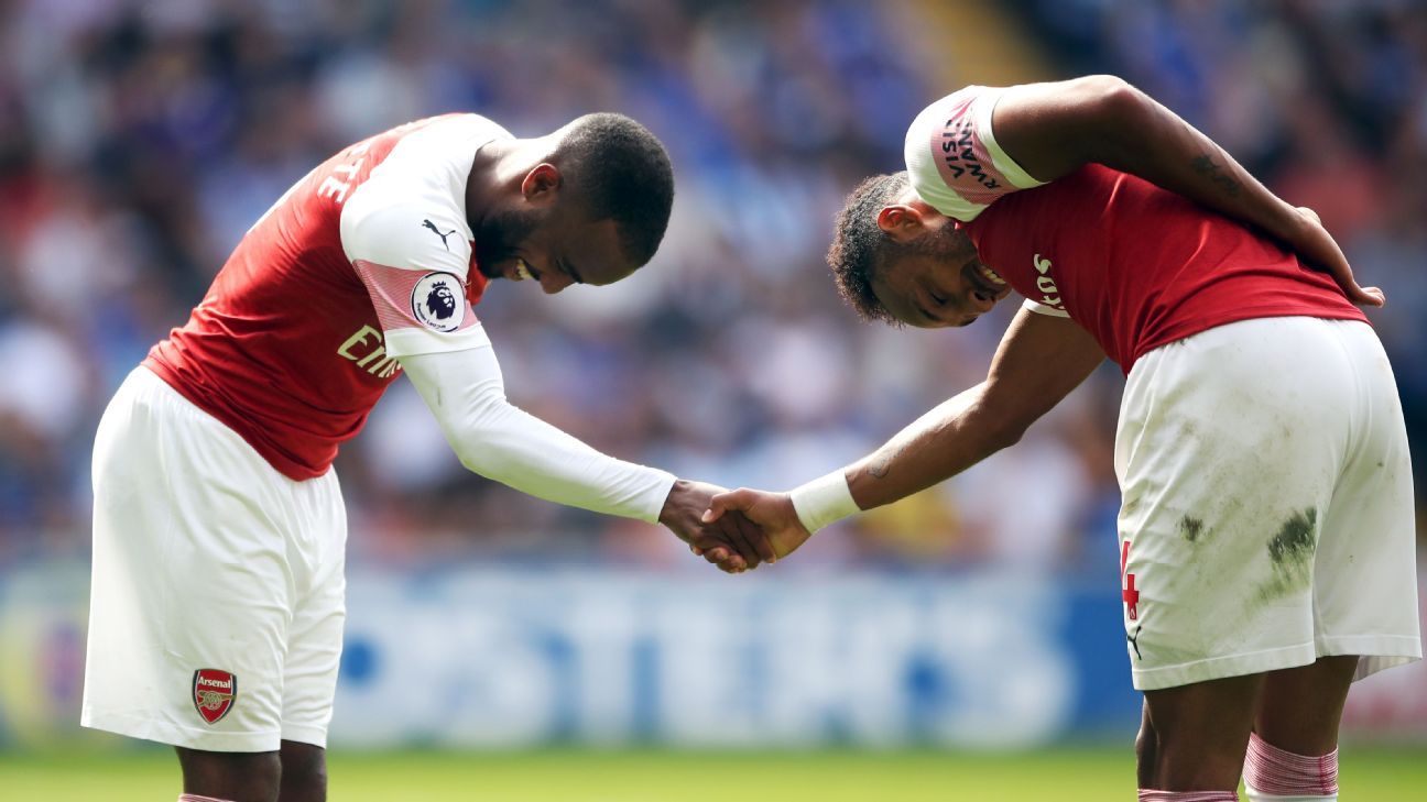 Lacazette lên tiếng về mối quan hệ với Aubameyang