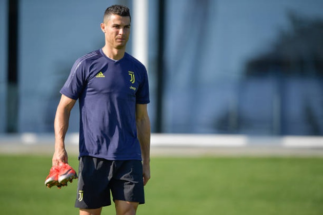 Ảnh bài viết Xuất hiện điềm gở khiến CĐV Juventus lo âu trước cuộc thư hùng với Man Utd