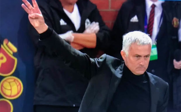 3 điều có thể bỏ lỡ ở Champions League ngày thứ 5: Thông điệp cực gắt của Mourinho!