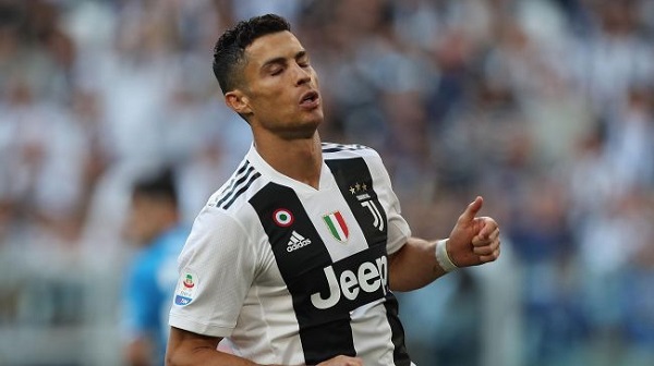 Đá hay như Juventus, vẫn phải 'chào thua' 3 đội bóng này