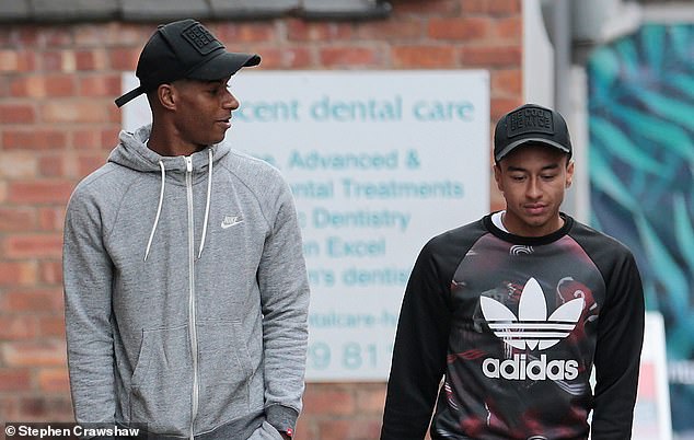 Ảnh bài viết Rashford rủ Lingard 'đánh lẻ' sau thất bại của Man Utd