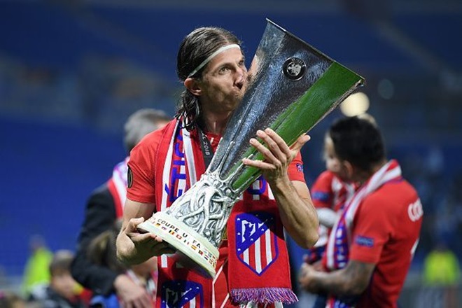 Nâng cấp cánh trái, Man Utd nhắm 'lão tướng' 30 triệu euro