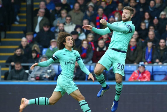 Ngắt mạch thắng, CĐV Arsenal đổ lỗi nặng nề cho một cái tên đá chính
