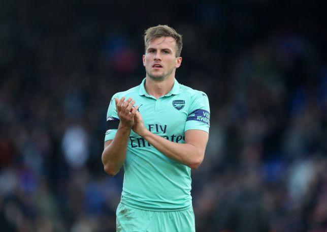 Trung vệ Arsenal chỉ ra thói quen cần loại bỏ dưới thời Unai Emery