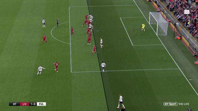 Ảnh bài viết Alisson đã phá luật trước khi Salah ghi bàn mở tỷ số cho Liverpool?