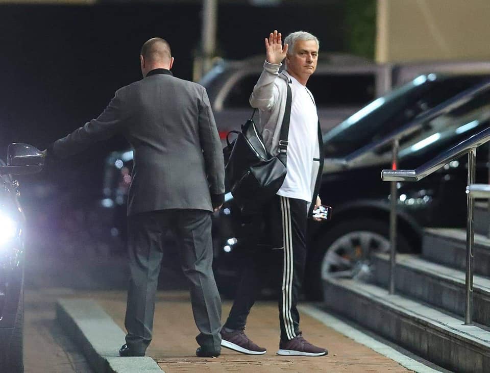 Ảnh bài viết Pogba vắng mặt tại Lowry: Phải chăng Mourinho chơi chiêu?