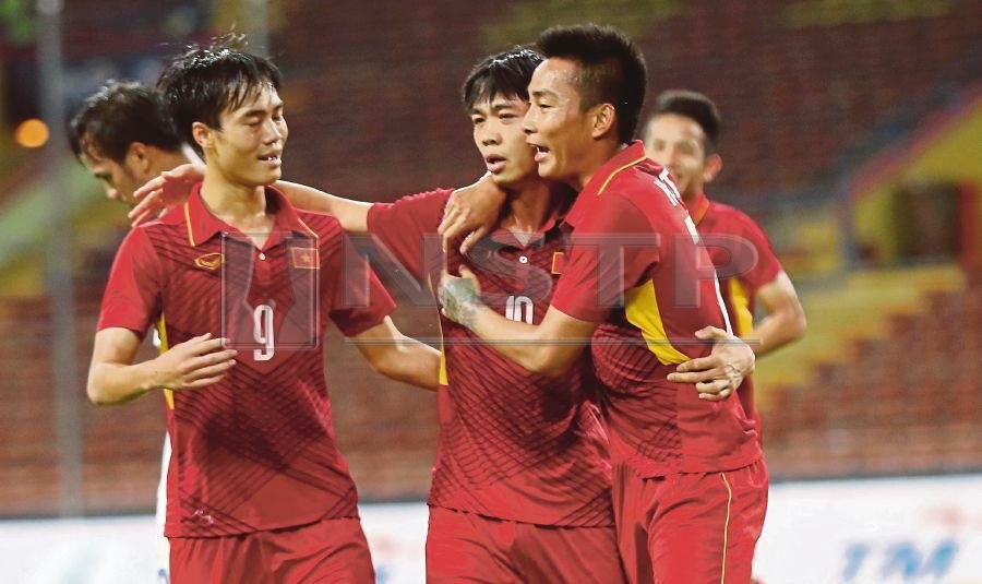 Báo Malaysia gọi các cầu thủ đội tuyển Việt Nam là 'thế hệ vàng'