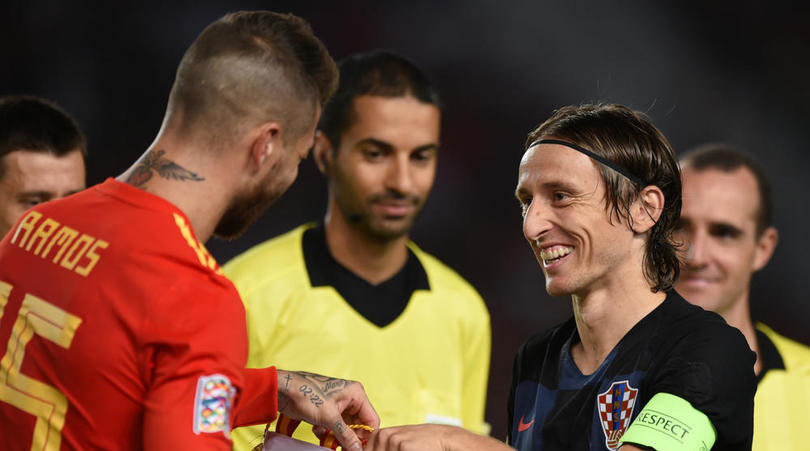 Modric nói lời công bằng với Ramos sau phát ngôn của "trung vệ xuất sắc nhất thế giới"