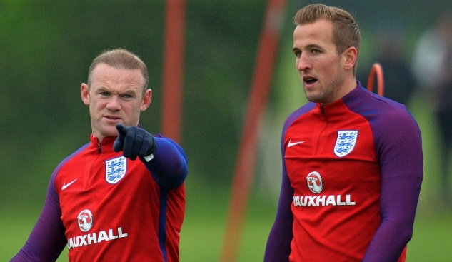 Southgate tiết lộ thái độ các cầu thủ trên tuyển Anh dành cho Rooney