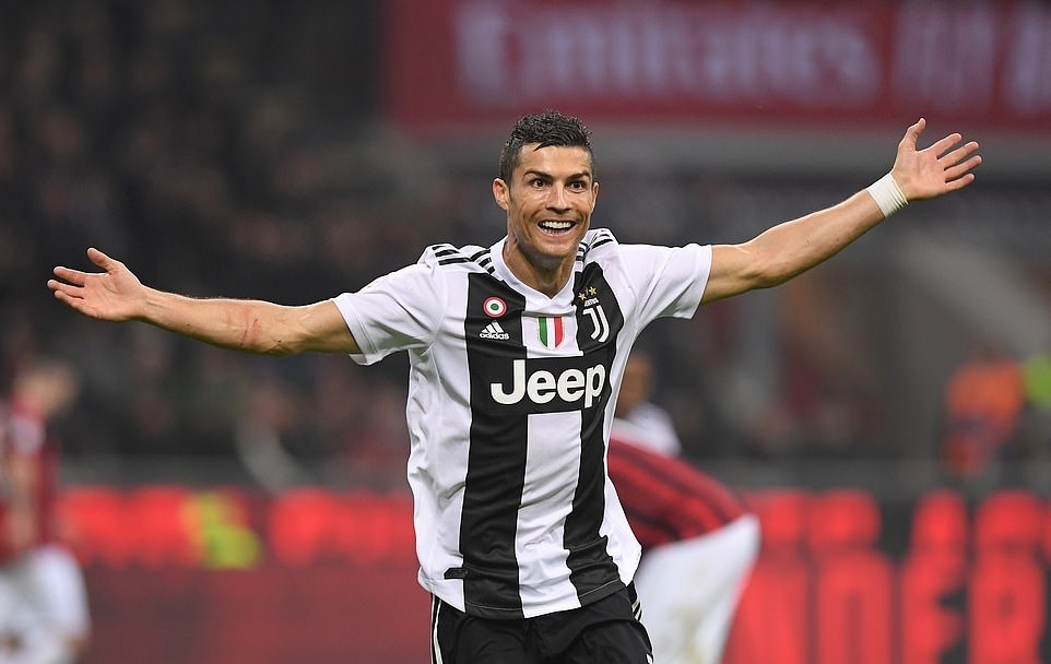 Ảnh bài viết Buffon 2.0: "Tôi quá xấu hổ để nói chuyện với Ronaldo"