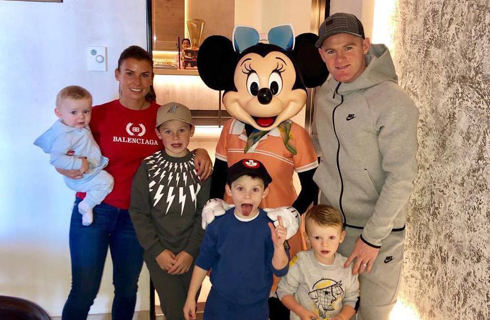 Ảnh bài viết Đón lễ tạ ơn, gia đình Rooney quây quần bên khách quý