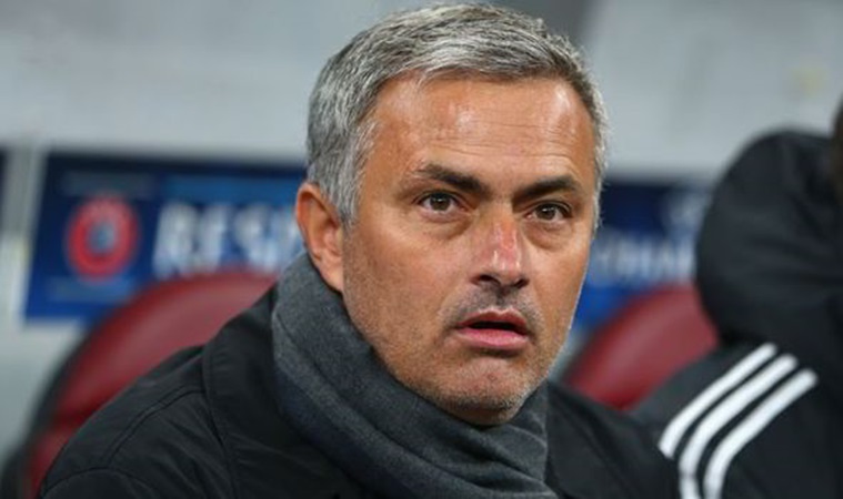 Lựa chọn sáng suốt cho Mourinho? Chẳng phải Godin hay Alderweireld