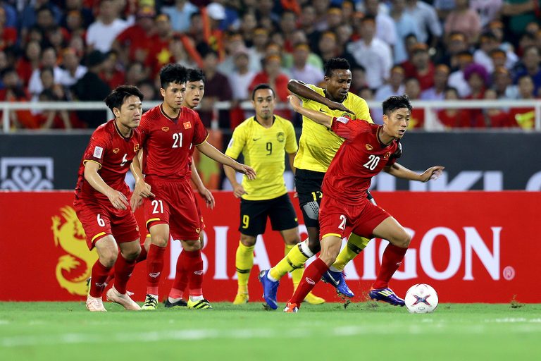 FIFA xếp hạng 10 đội bóng mạnh nhất khu vực Đông Nam Á: Thái Lan kém Việt Nam 18 bậc