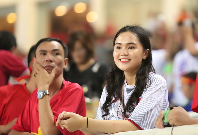 Ngắm nhìn dàn WAGs lộng lẫy của tuyển Việt Nam