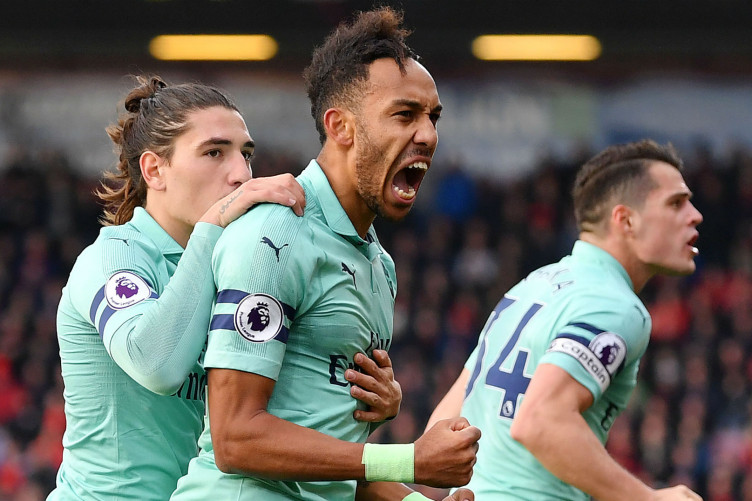 00h55 ngày 30/11, Vorskla vs Arsenal: Cuộc dạo chơi cho dàn sao trẻ