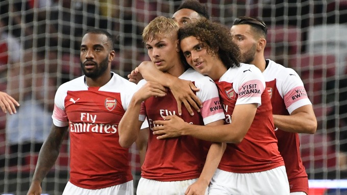Arsenal thắng lớn, Emery khen ngợi đặc biệt một học trò