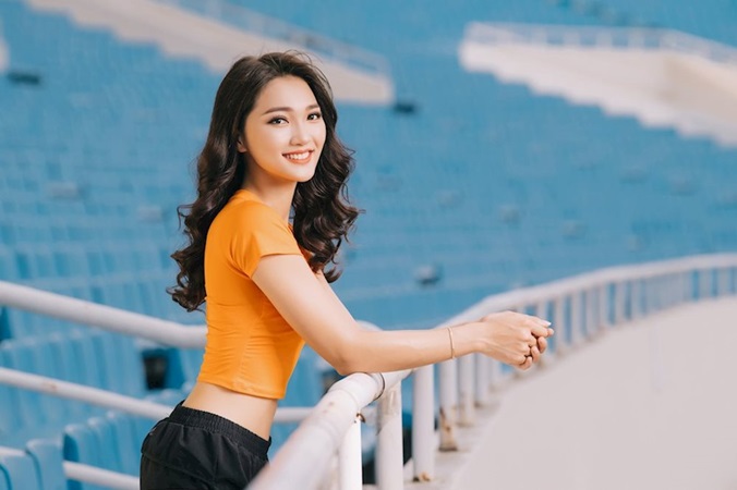 Văn Đức tỏa sáng, bạn gái "xinh như mộng" nói gì?