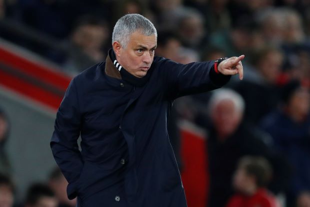 "Mourinho muốn bị Man United sa thải"