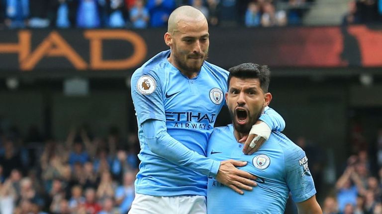10 ngôi sao sáng chói nhất tháng 11 vừa qua tại Premier League