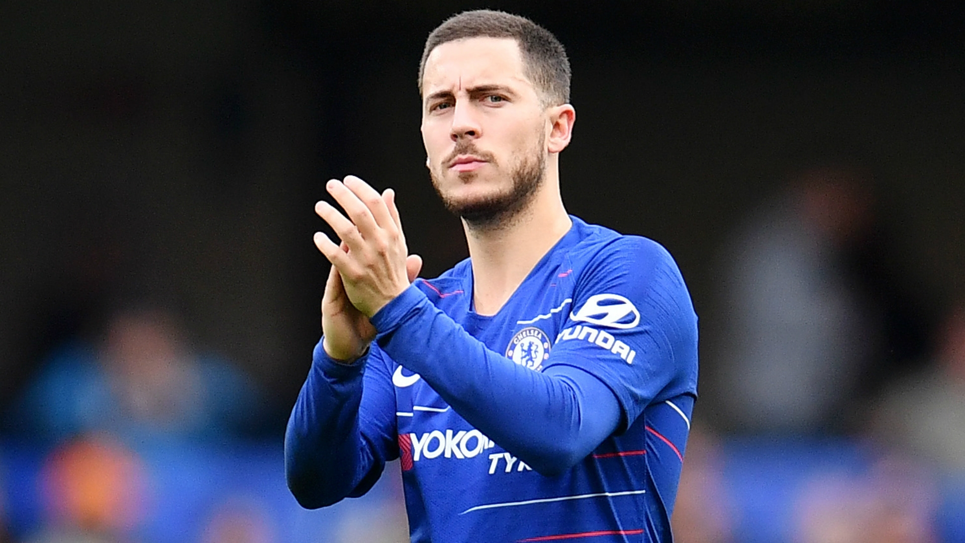 Tin nhanh 06/11: 'Bom tấn' Hazard kích nổ, giá 170 triệu