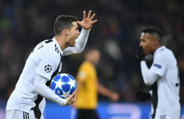 Ronaldo vừa kiến tạo, vừa phá bàn thắng của Dybala khiến Juventus ôm hận