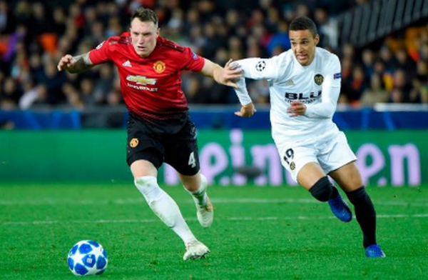 Chấm điểm Man United trận Valencia: Có người tệ hơn cả Phil Jones