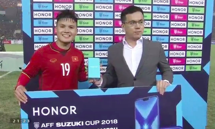 Bạn đã hiểu vì sao Quang Hải là "cầu thủ xuất sắc nhất AFF CUP" chưa?