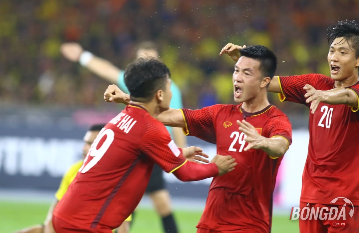 TRỰC TIẾP: ĐT Việt Nam 1-0 ĐT Malaysia: Vô địch !!!!!! (KT)