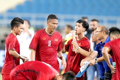 Những ngôi sao sáng nhất trên hành trình chinh phục AFF Cup 2018 của tuyển Việt Nam