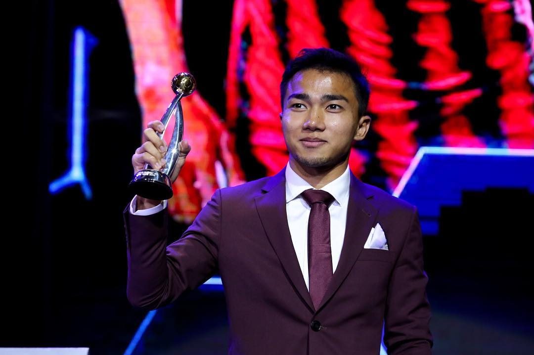 Tiền vệ Chanathip giành Quả bóng vàng Thái Lan 2018